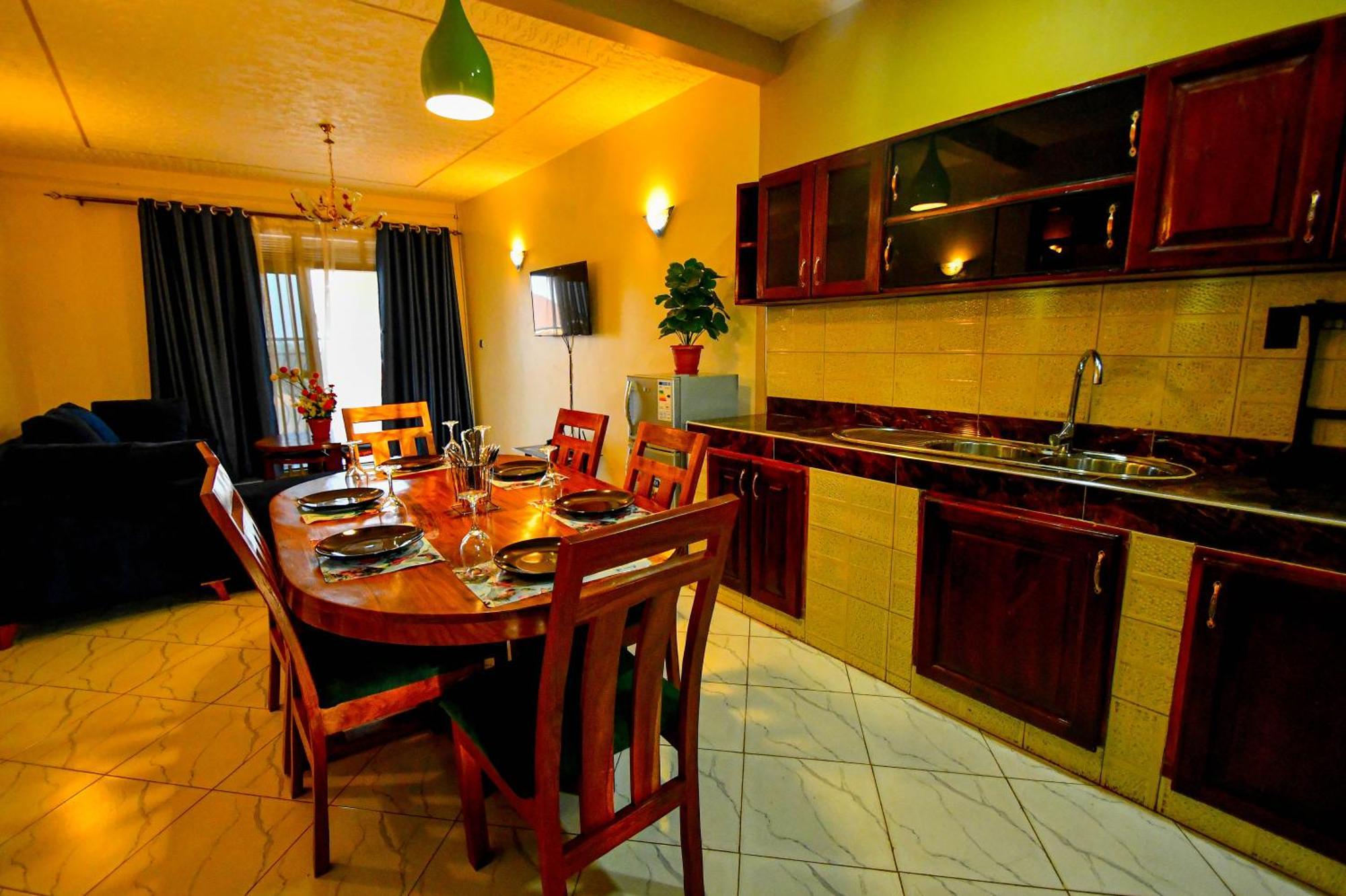 Peace Of Mind Suites Entebbe Exteriér fotografie