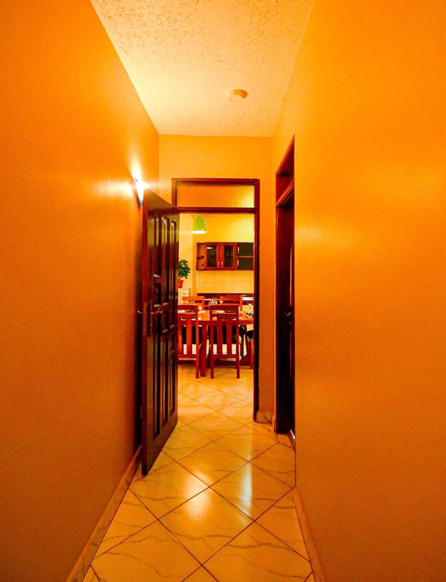Peace Of Mind Suites Entebbe Exteriér fotografie